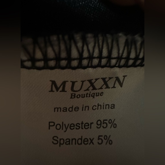 Formal Black Long Fishtail Dress - Picture 12 of 15